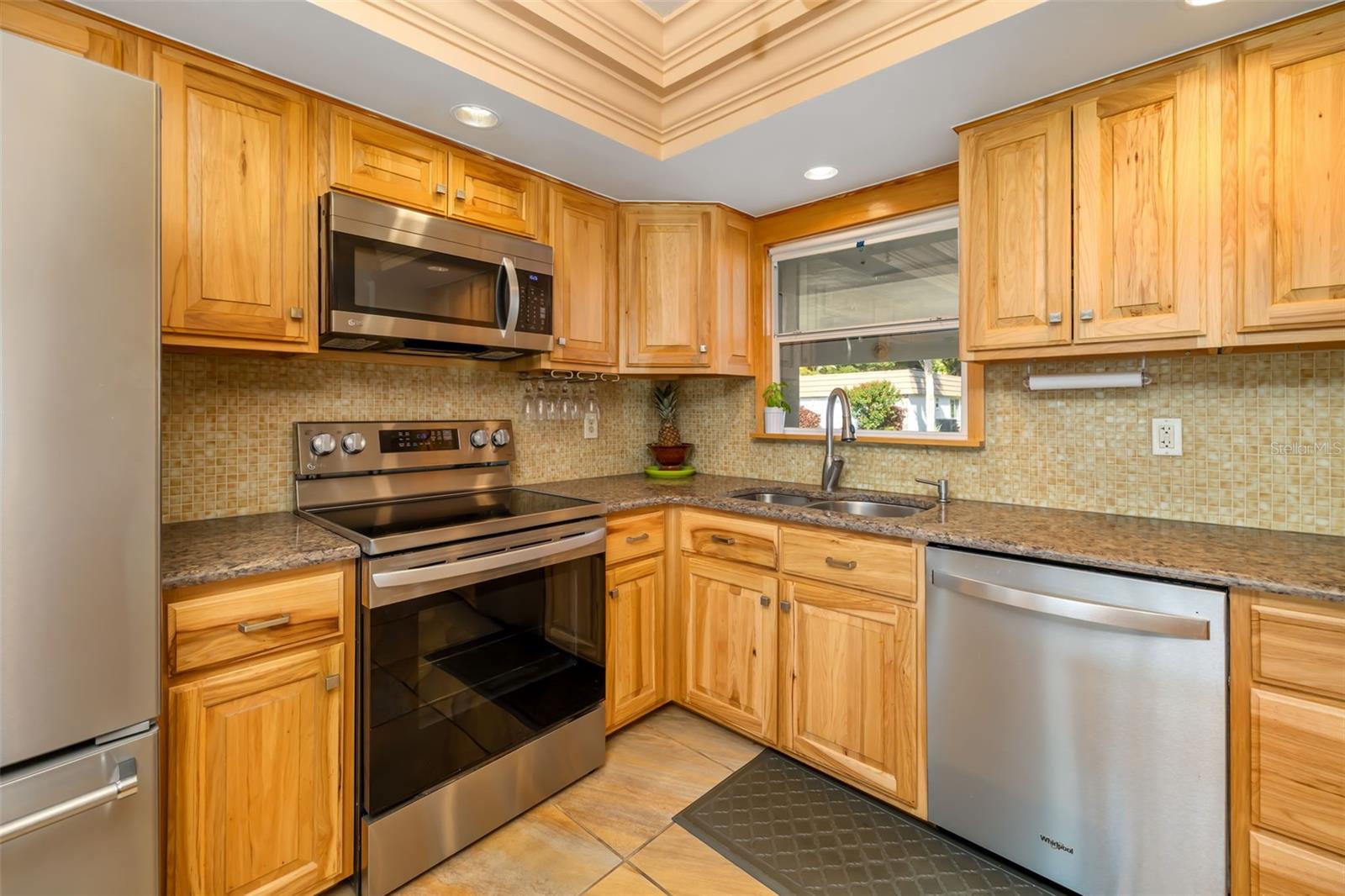 Image 14 of 79 For 5486 Riverbluff Circle V-24