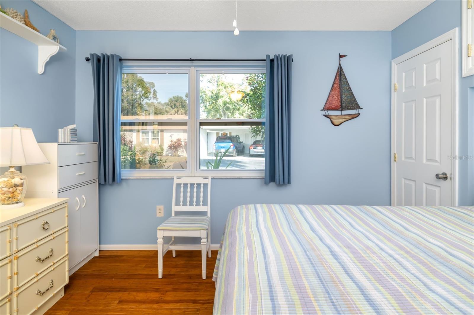 Image 19 of 79 For 5486 Riverbluff Circle V-24