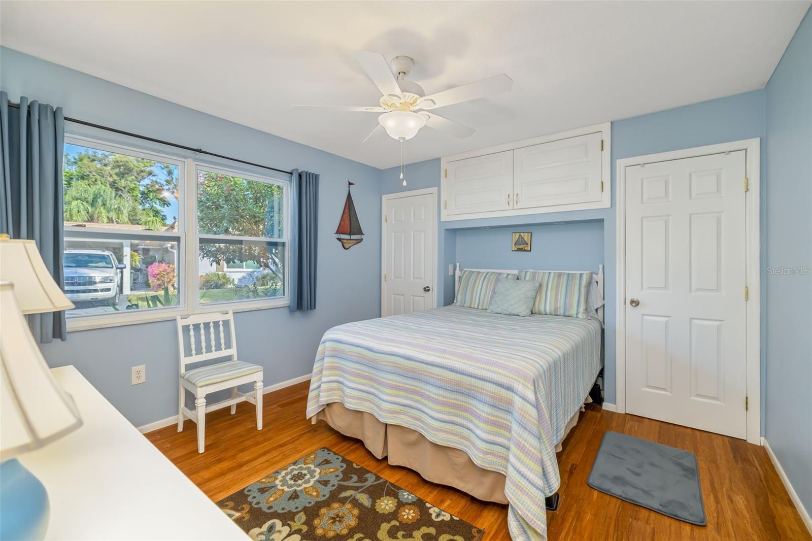 Image 20 of 79 For 5486 Riverbluff Circle V-24