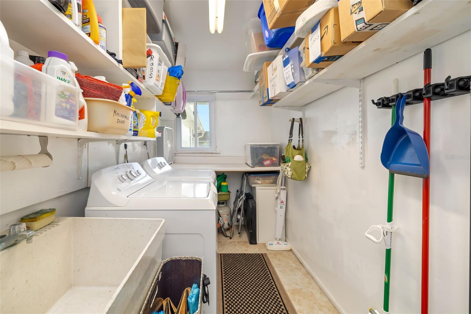 Image 30 of 79 For 5486 Riverbluff Circle V-24