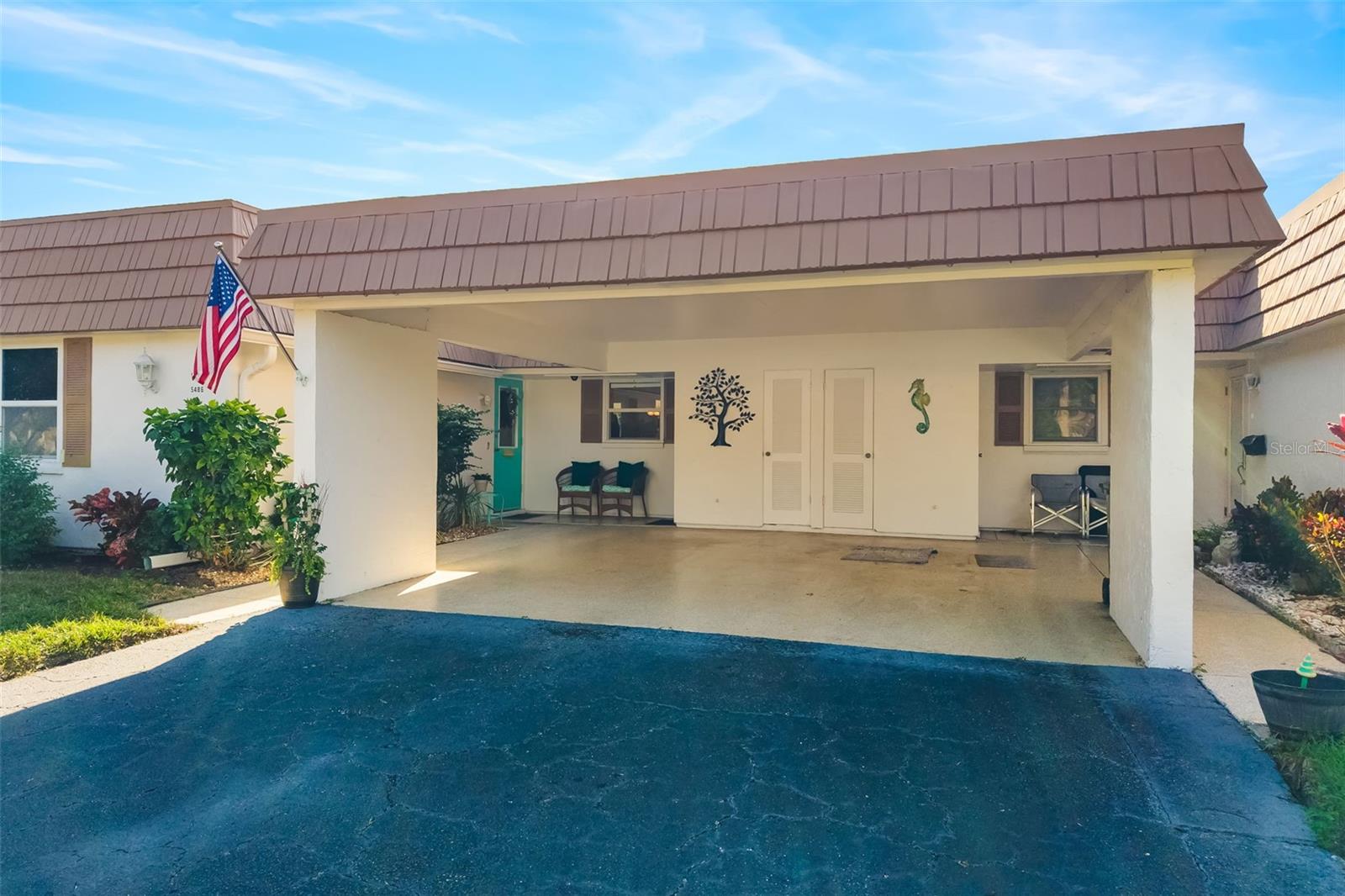 Image 33 of 79 For 5486 Riverbluff Circle V-24