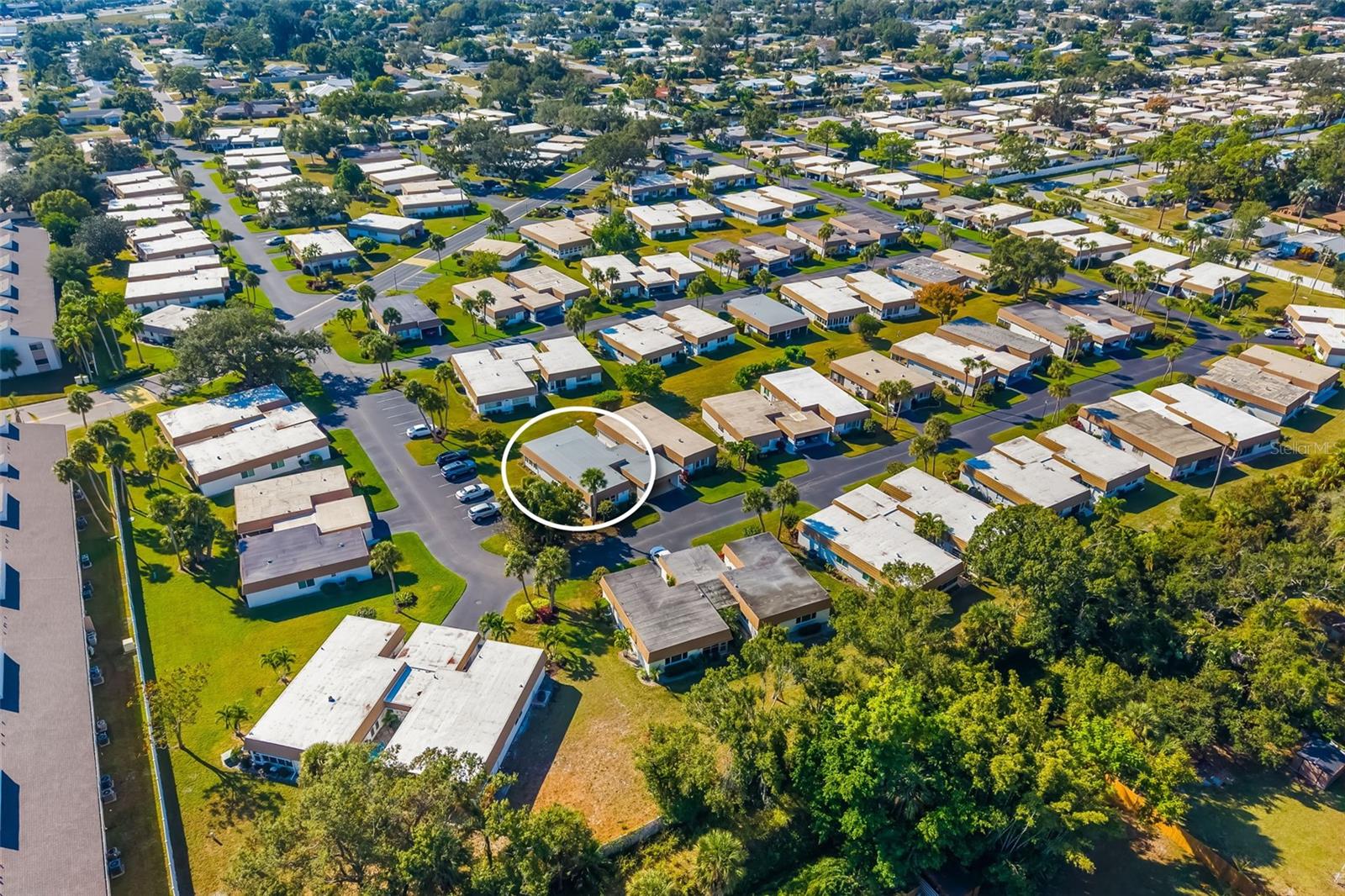 Image 40 of 79 For 5486 Riverbluff Circle V-24