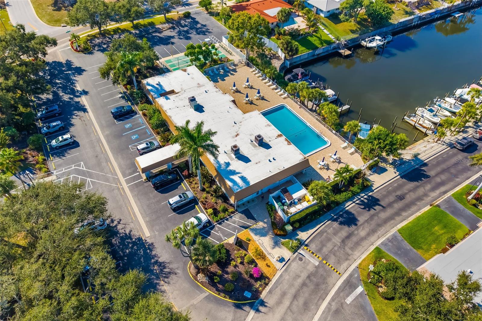 Image 49 of 79 For 5486 Riverbluff Circle V-24