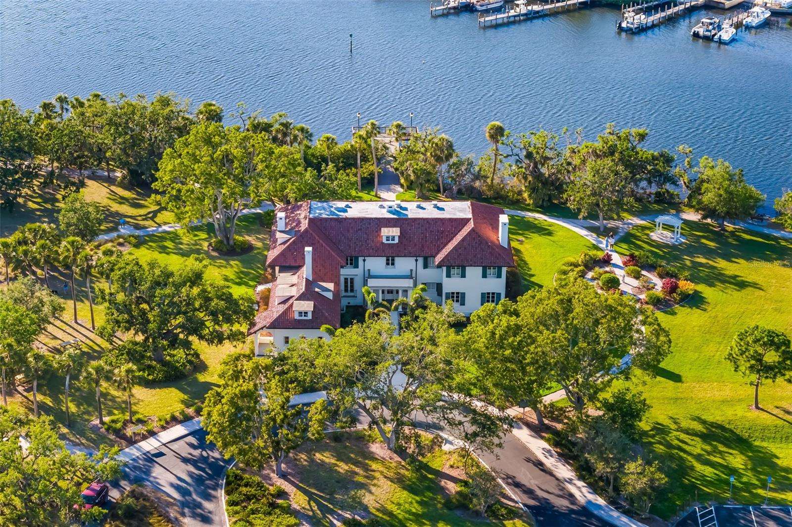 Image 59 of 79 For 5486 Riverbluff Circle V-24