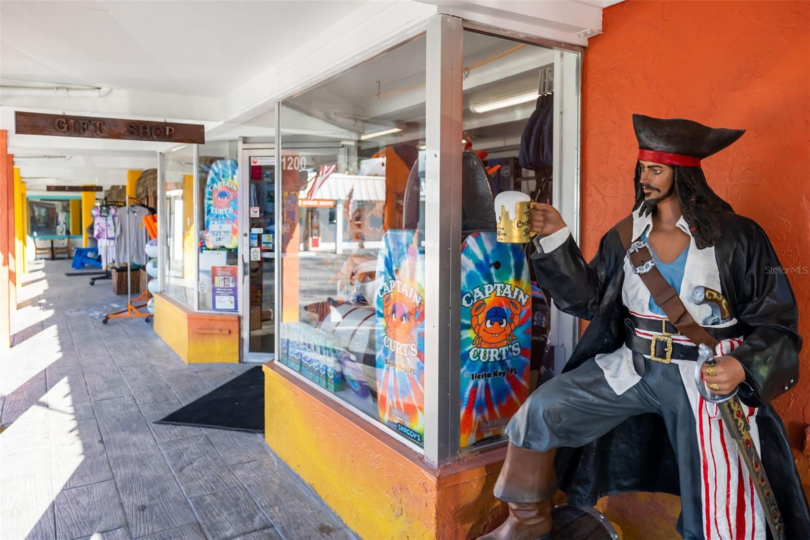 Image 76 of 79 For 5486 Riverbluff Circle V-24