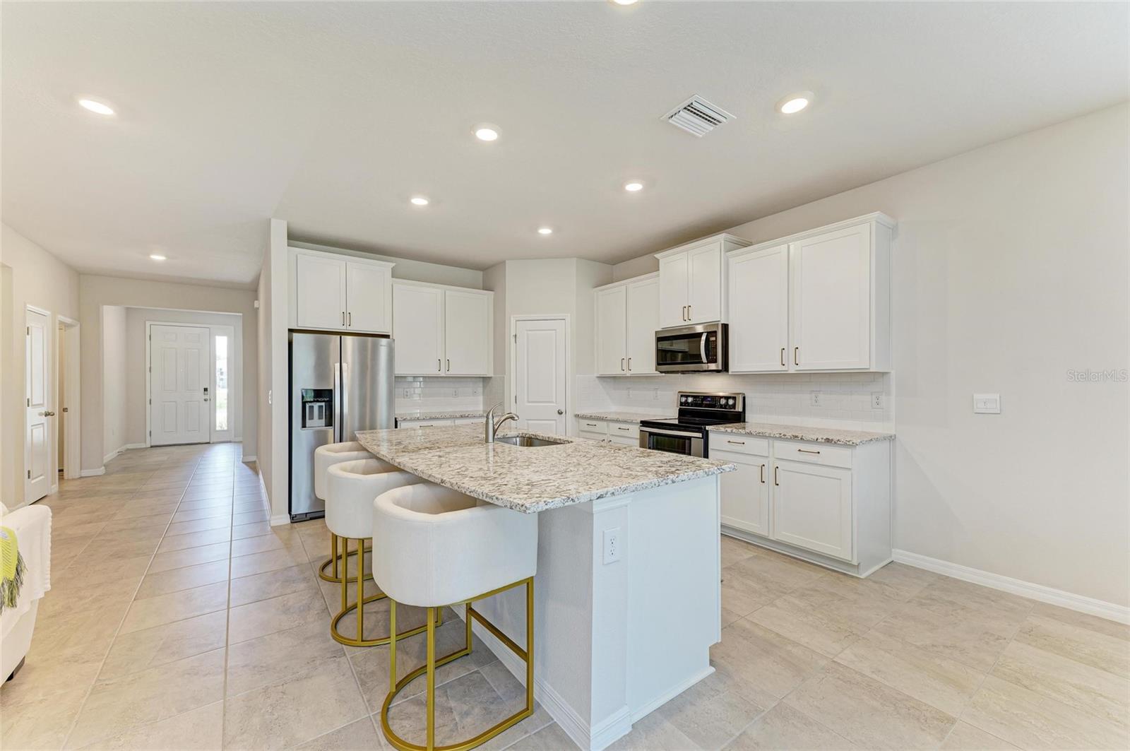 Image 17 of 69 For 16109 6th Avenue E