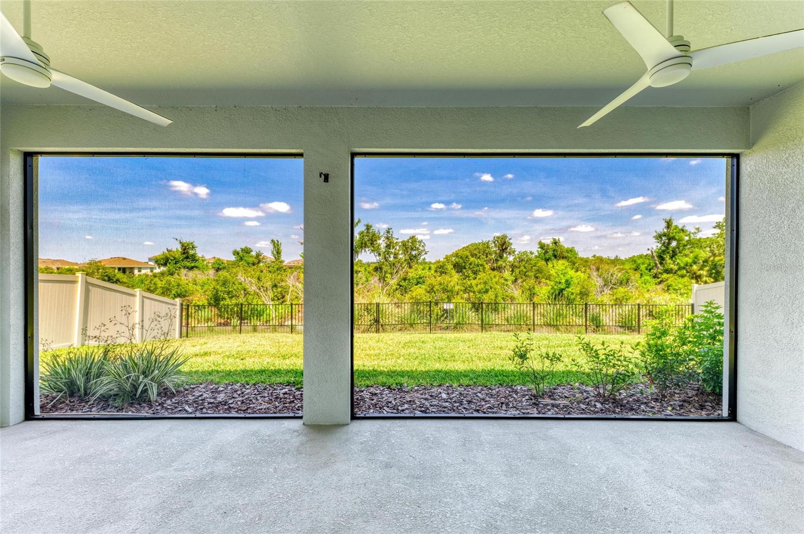 Image 46 of 69 For 16109 6th Avenue E