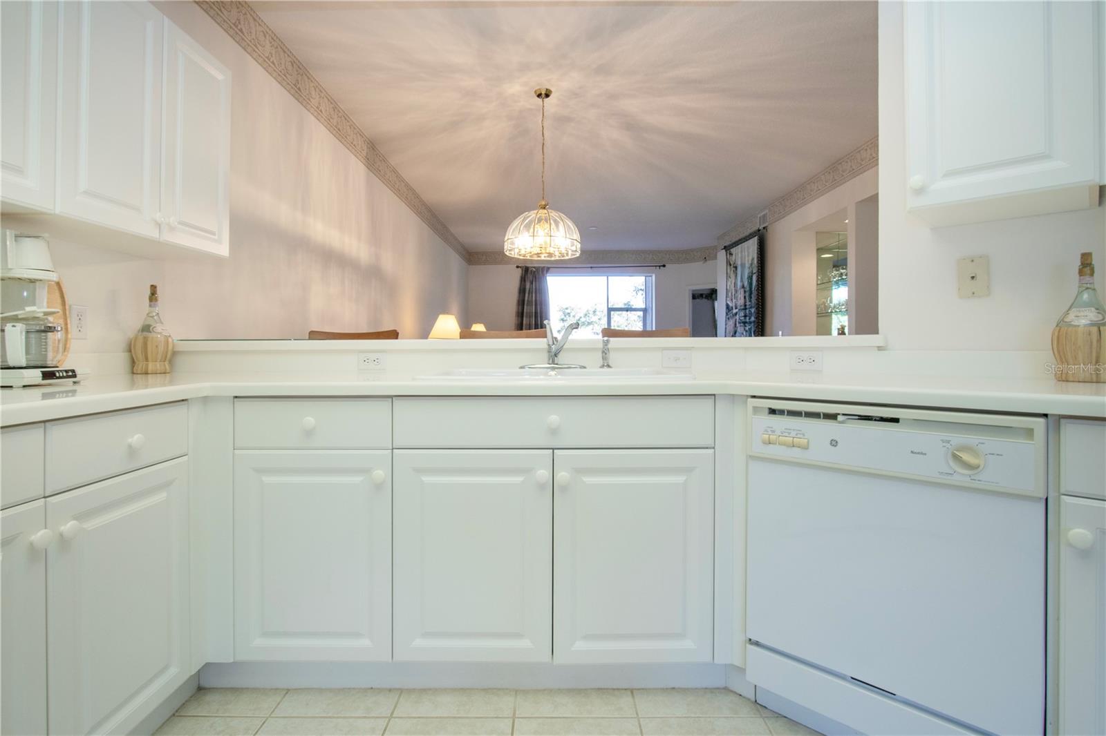 Image 21 of 46 For 5300 Hyland Hills Avenue U2016