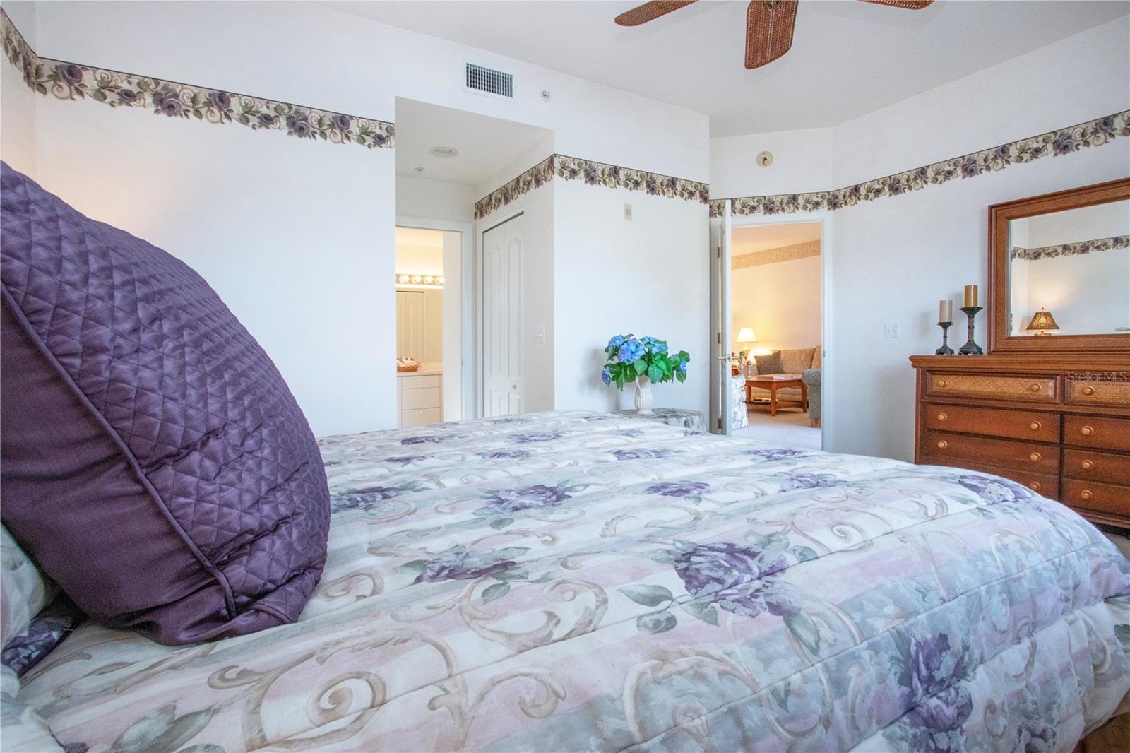 Image 29 of 46 For 5300 Hyland Hills Avenue U2016