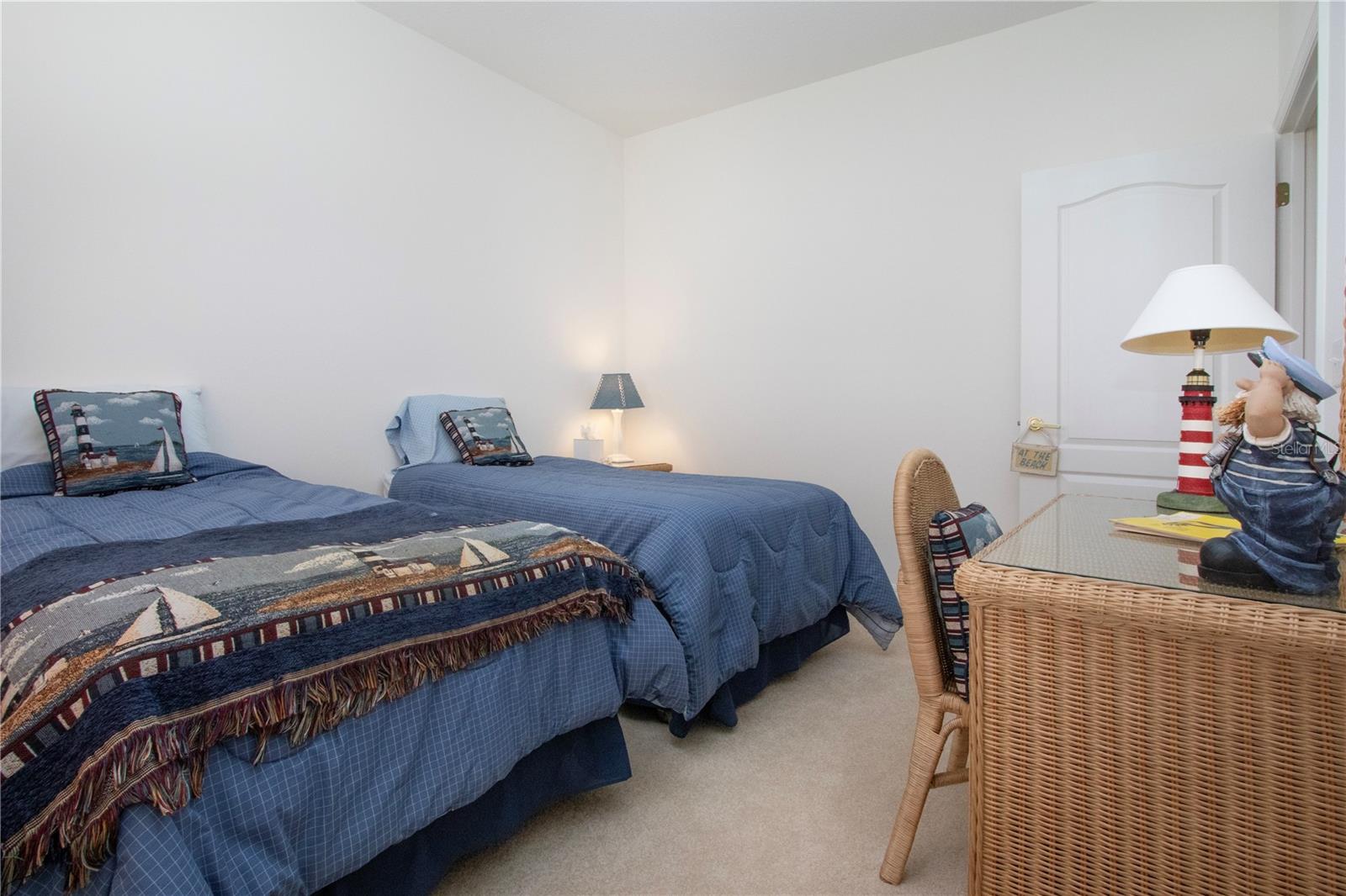 Image 37 of 46 For 5300 Hyland Hills Avenue U2016