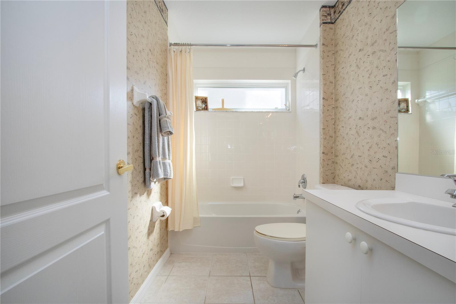 Image 40 of 46 For 5300 Hyland Hills Avenue U2016