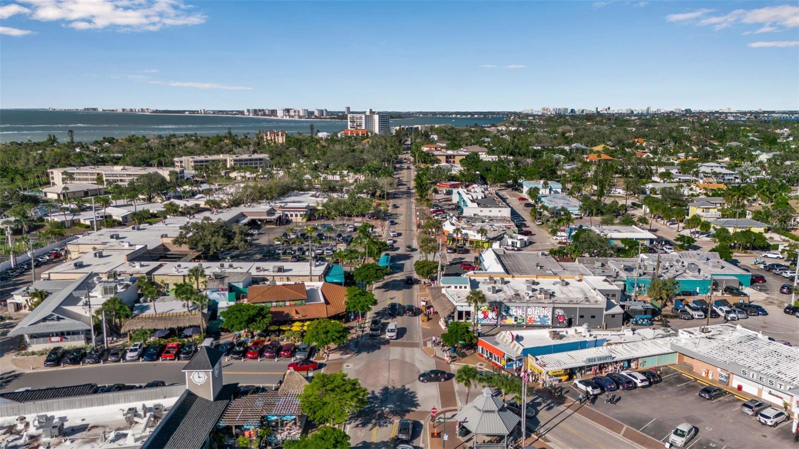 Image 25 of 39 For 144 Garden Lane