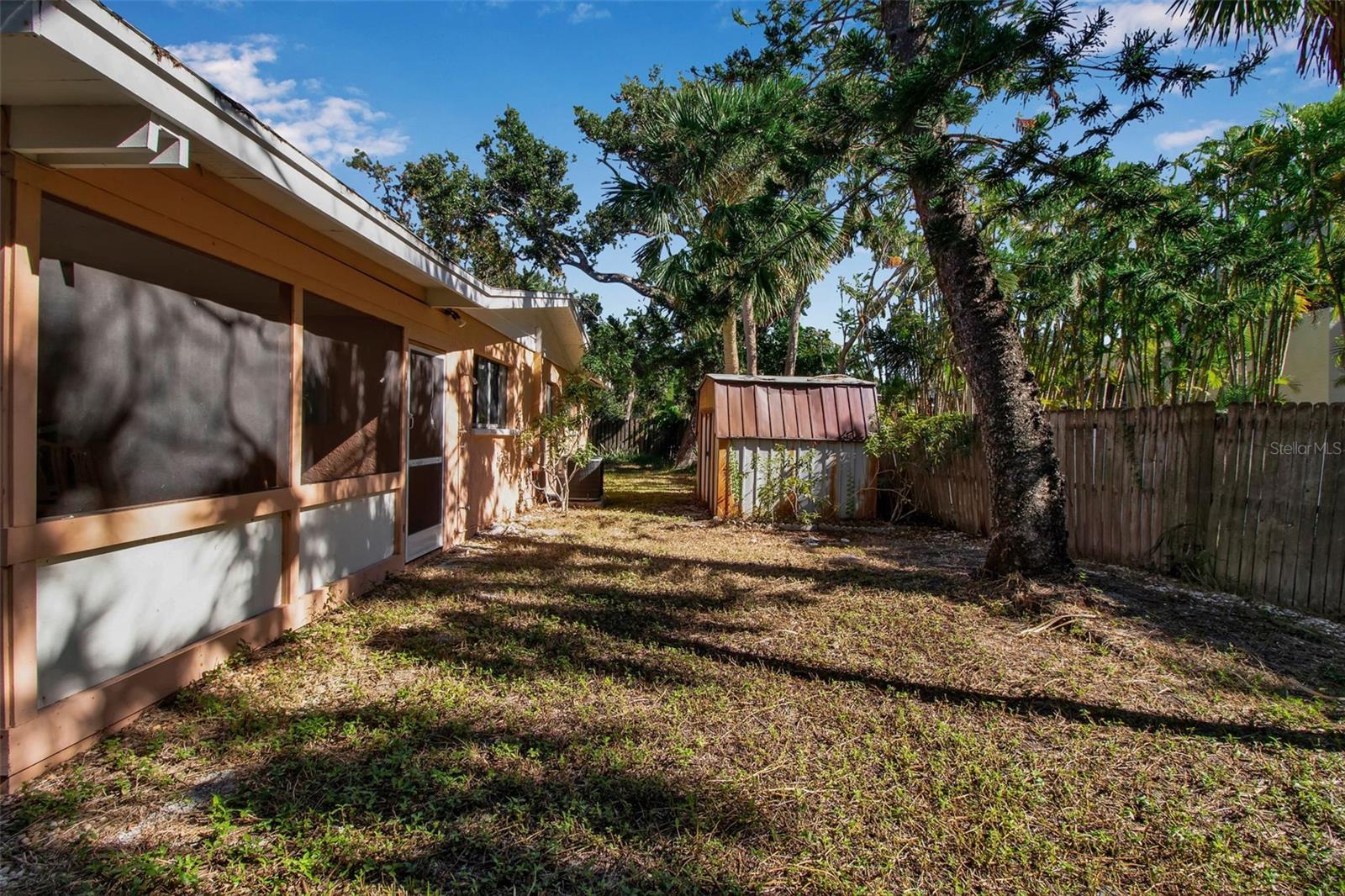 Image 5 of 39 For 144 Garden Lane