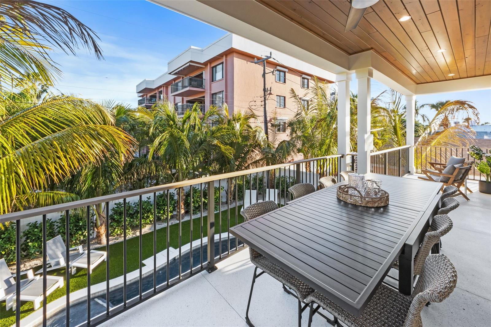 Listing photo id 16 for 150 Grant Drive