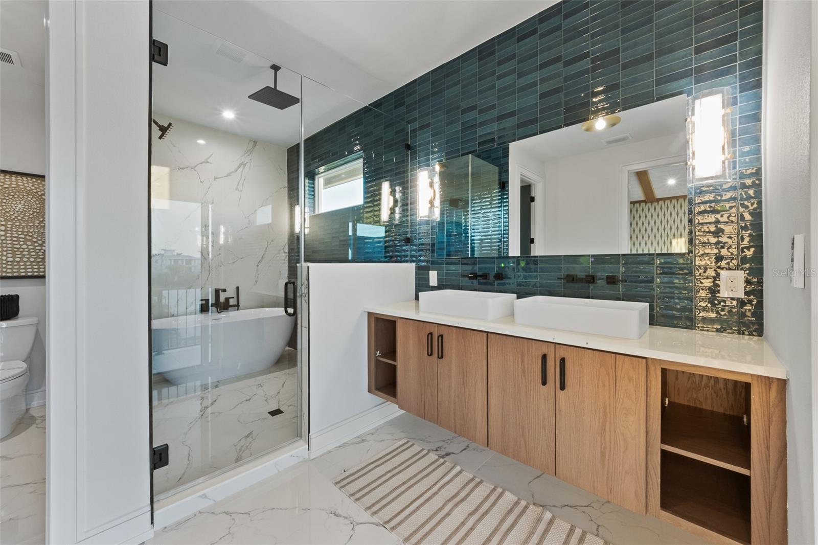 Listing photo id 38 for 150 Grant Drive