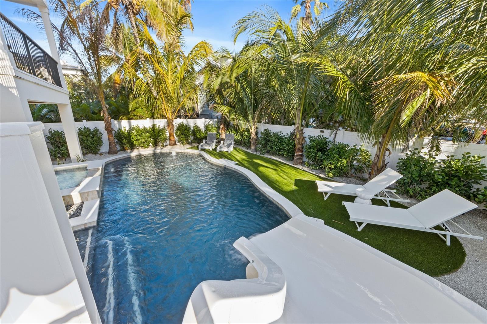 Listing photo id 74 for 150 Grant Drive