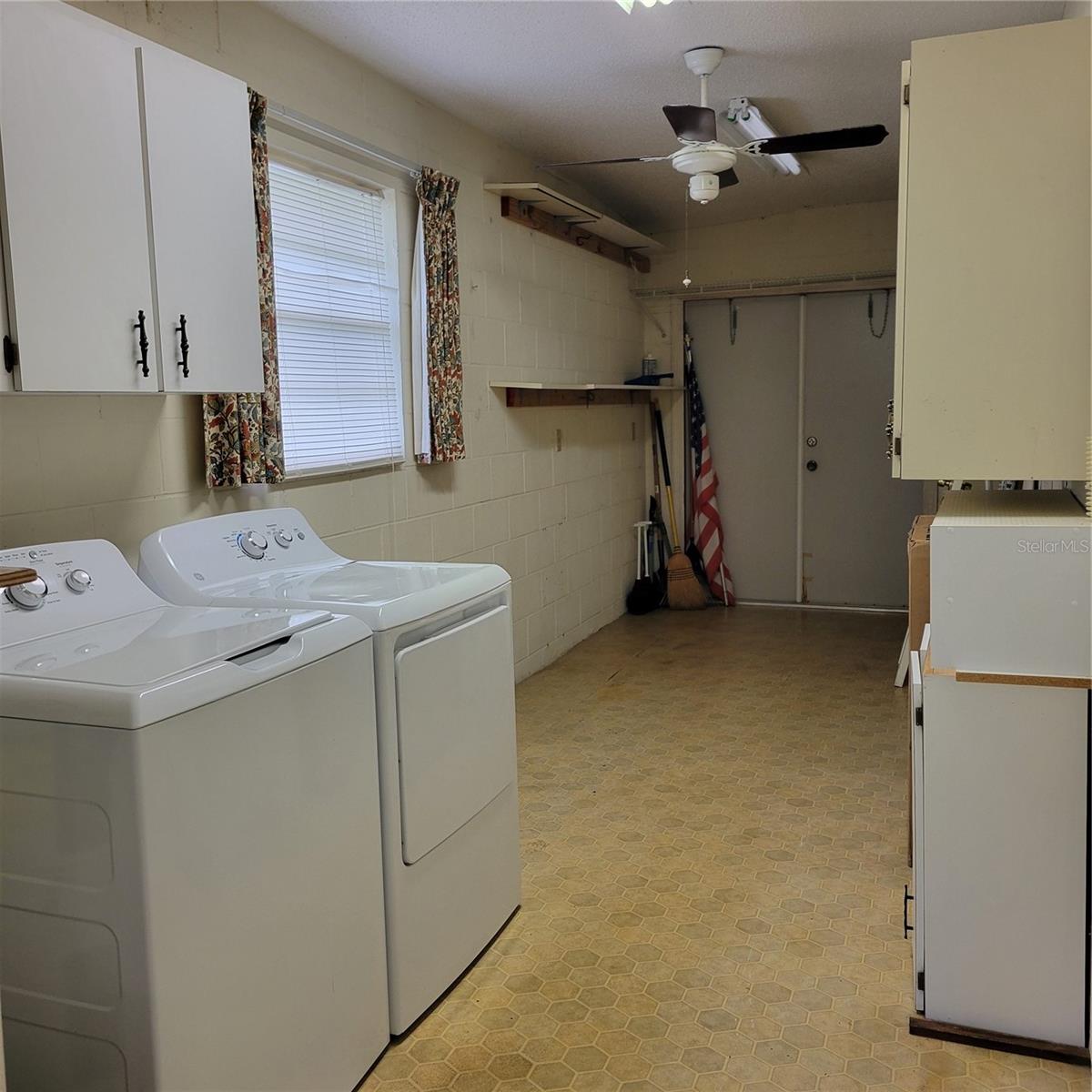 Image 32 of 60 For 1102 Halton Court 1102