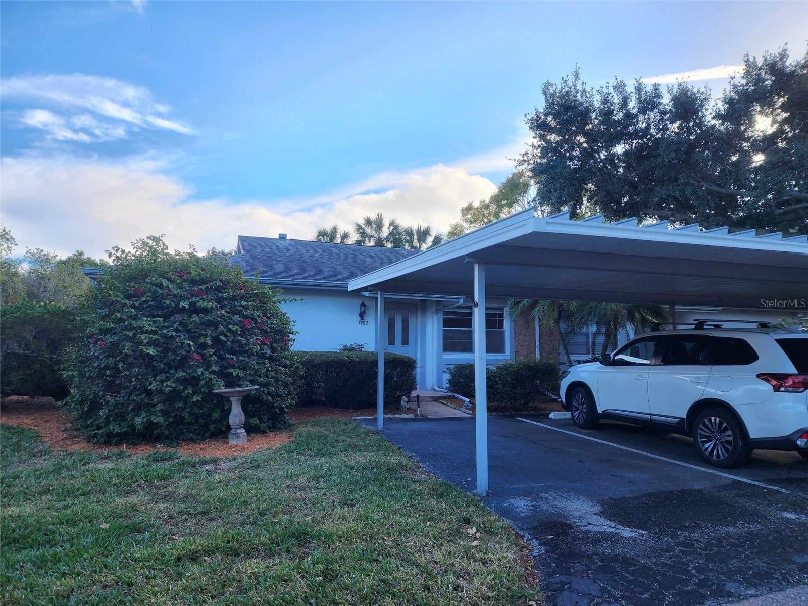 Image 37 of 60 For 1102 Halton Court 1102