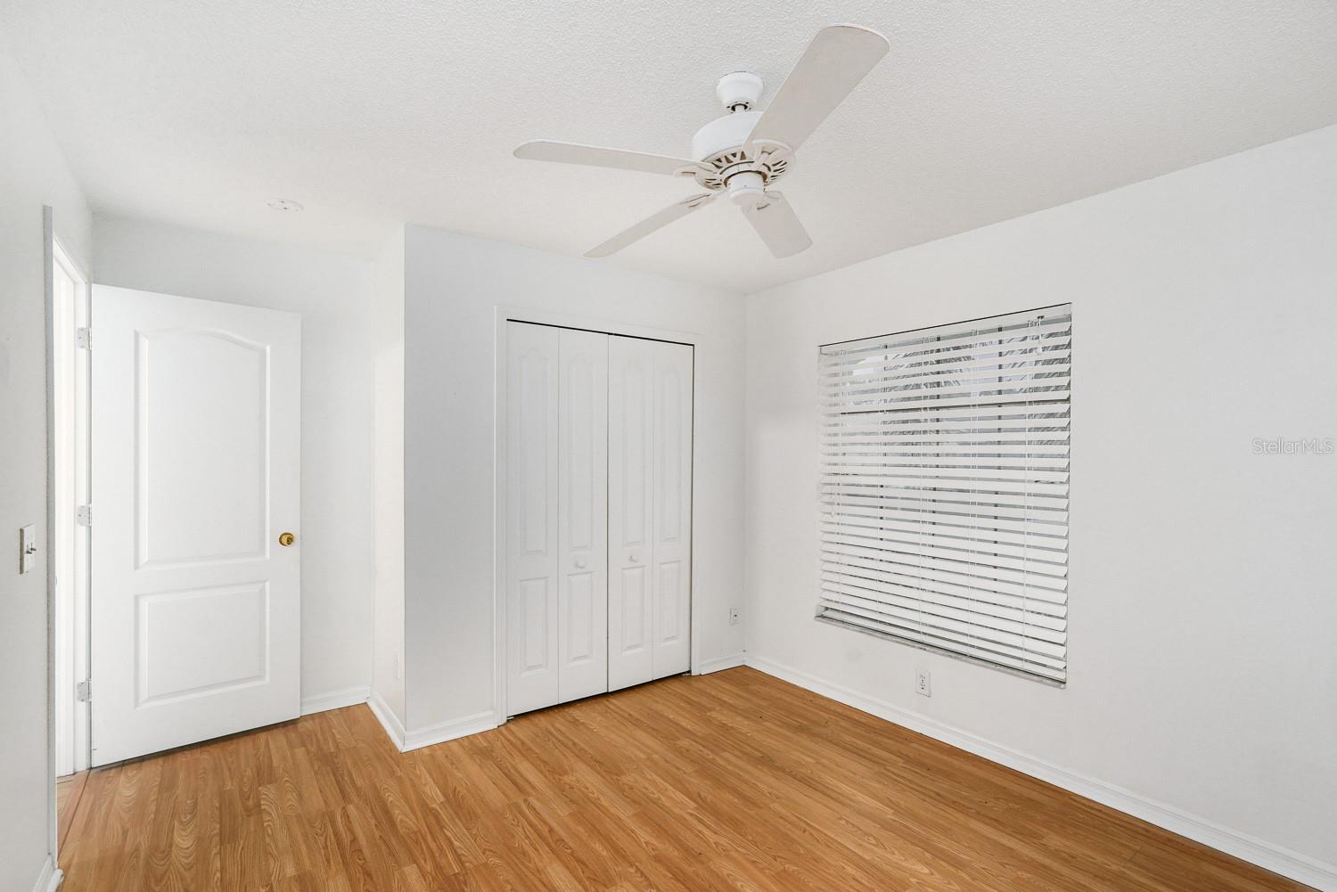 Image 27 of 43 For 295 Fareham Drive