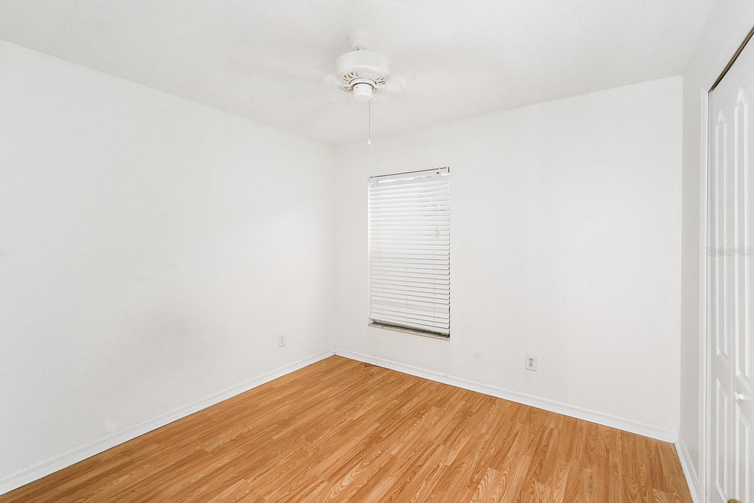 Image 30 of 43 For 295 Fareham Drive