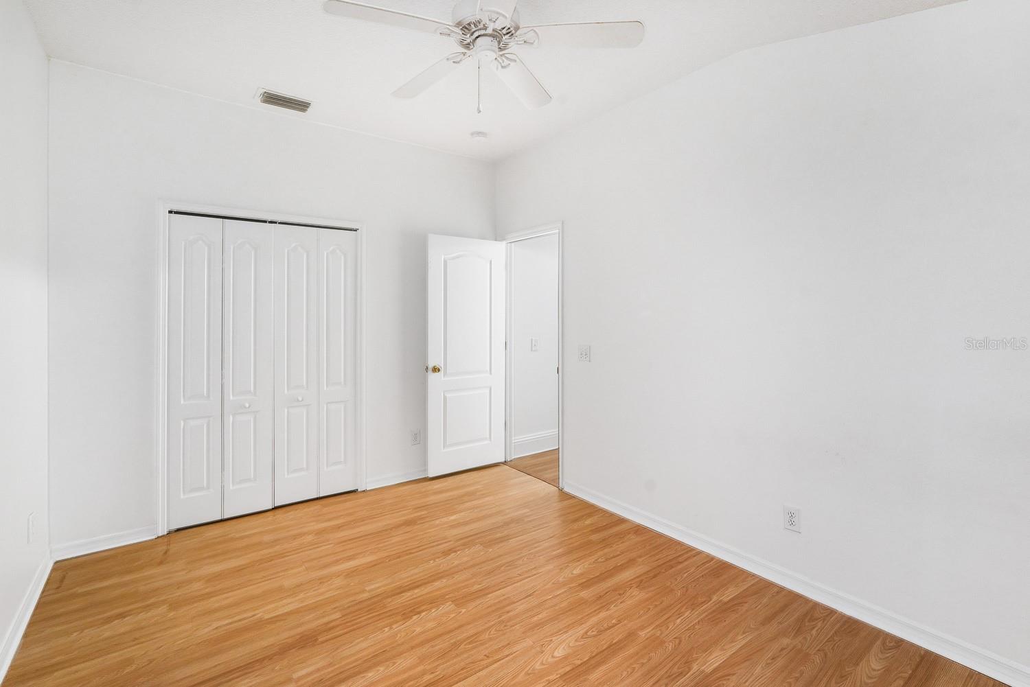 Image 32 of 43 For 295 Fareham Drive