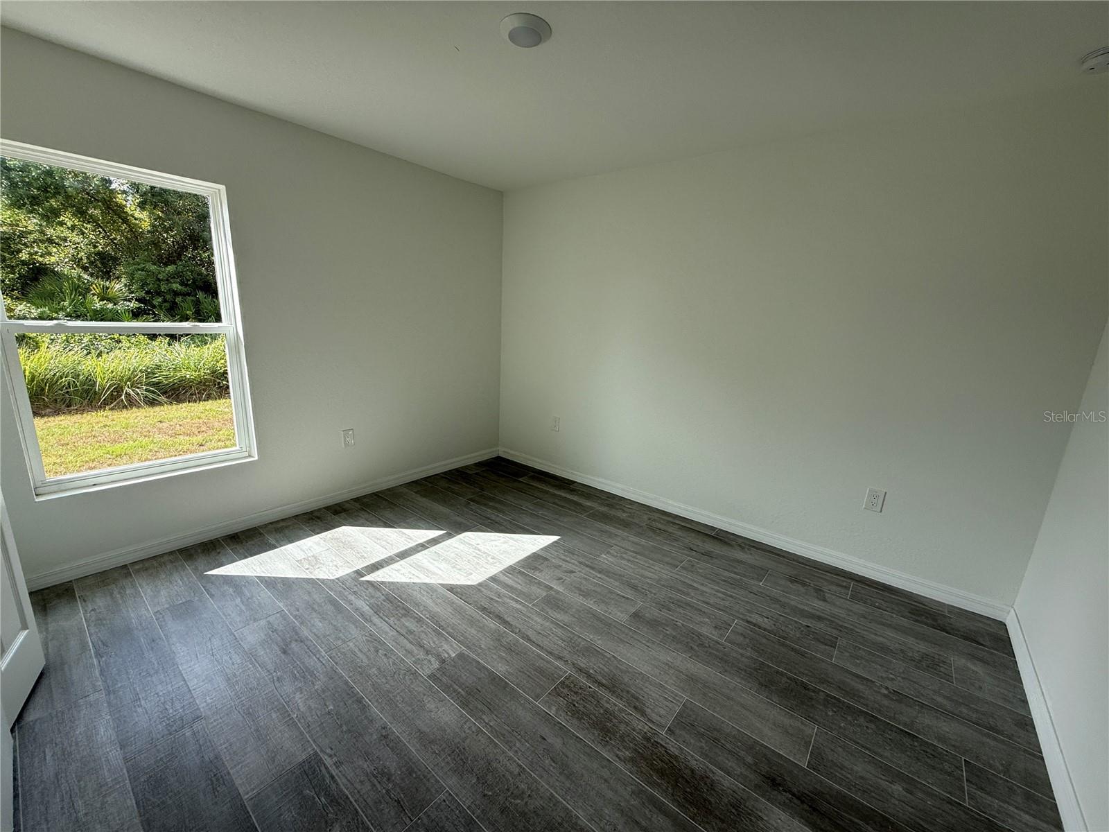 Image 14 of 30 For 1035 Cragmont Avenue