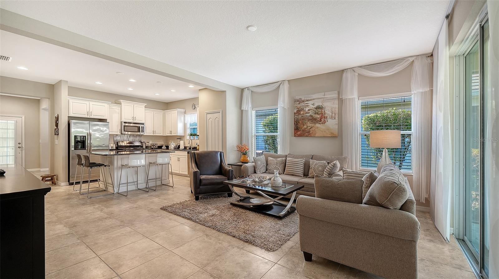 Image 11 of 40 For 5356 Fairfield Boulevard