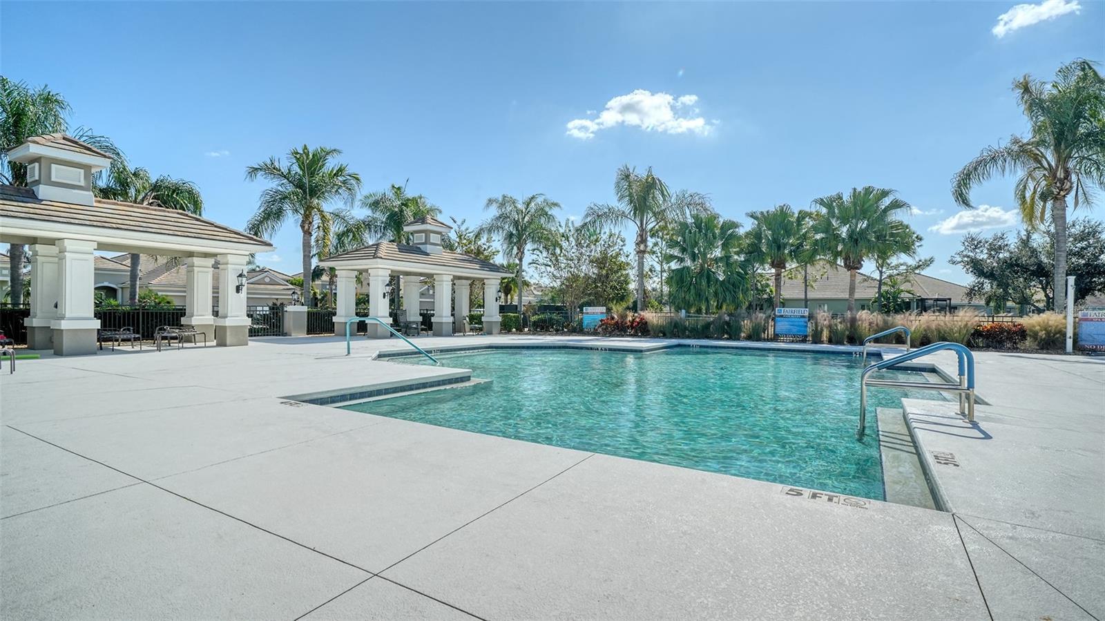 Image 37 of 40 For 5356 Fairfield Boulevard