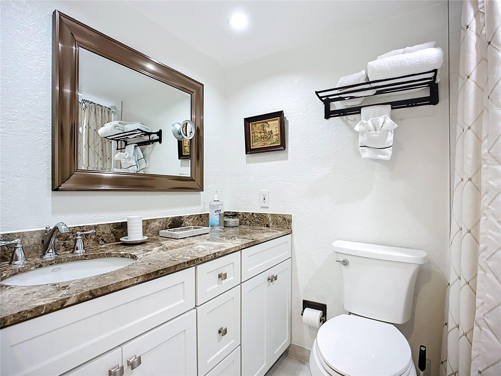 Image 28 of 46 For 2220 Bahia Vista St  G4