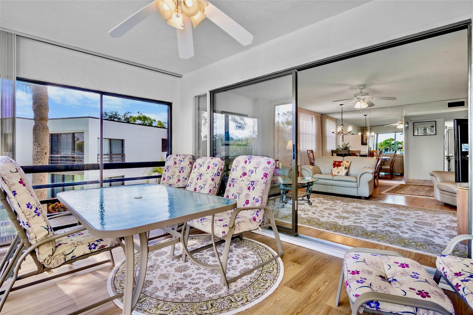 Image 17 of 42 For 3526 Richwood Link  48