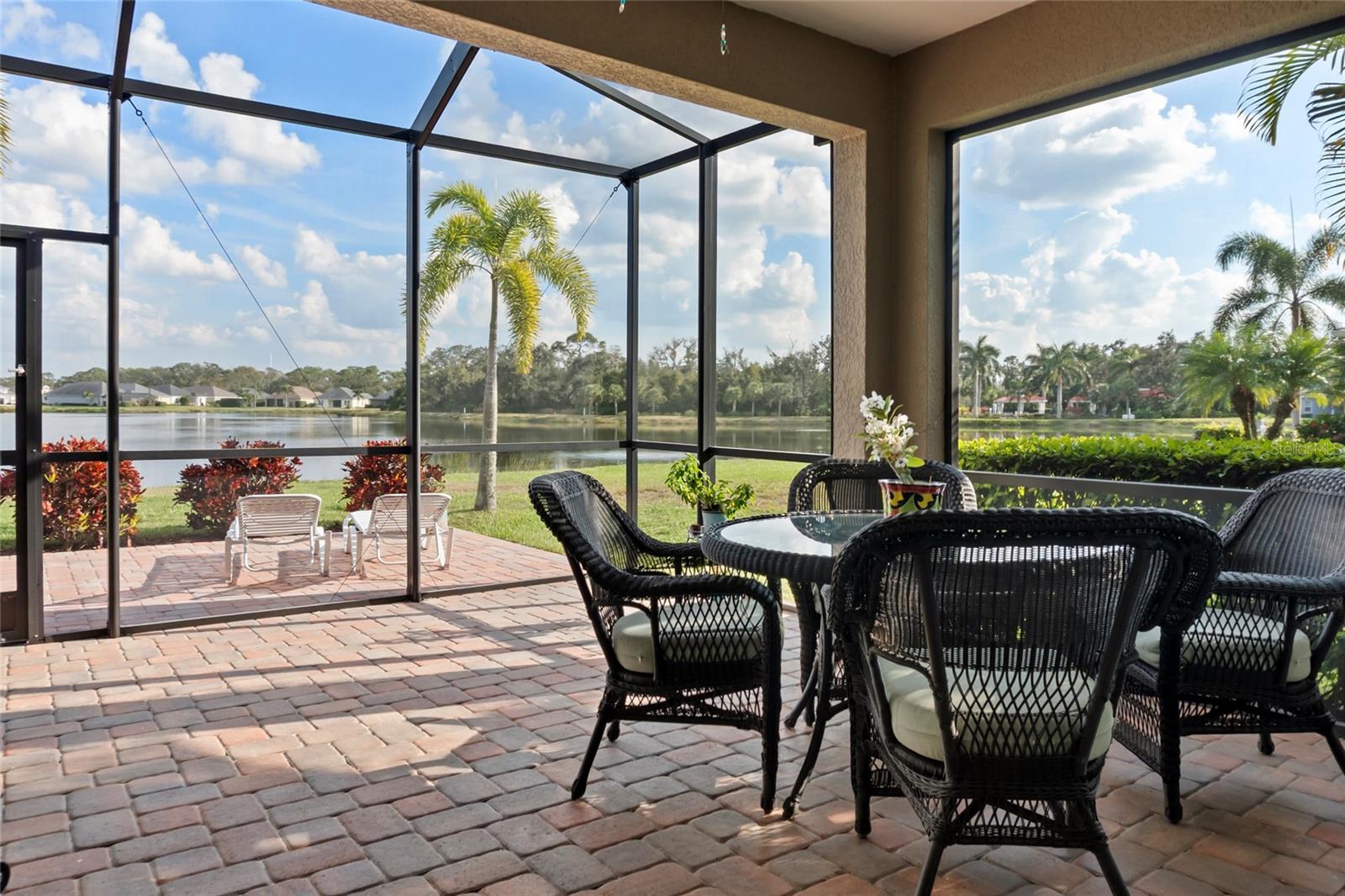 Image 10 of 49 For 7739 Ridgelake Circle