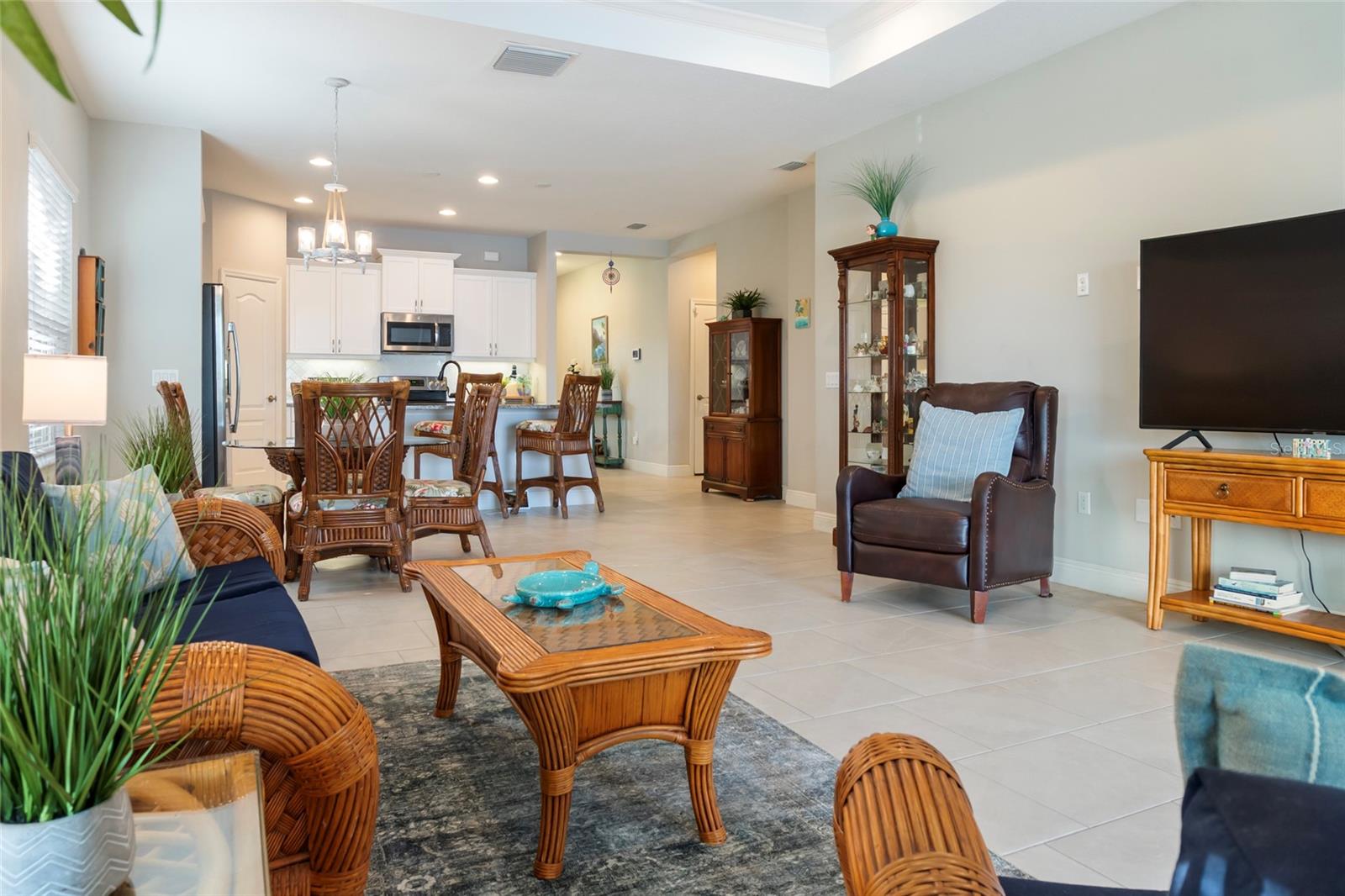 Image 24 of 49 For 7739 Ridgelake Circle