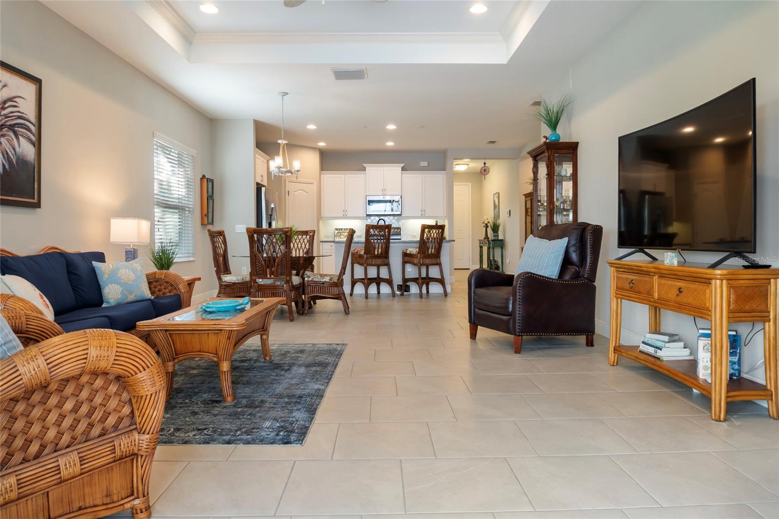 Image 27 of 49 For 7739 Ridgelake Circle