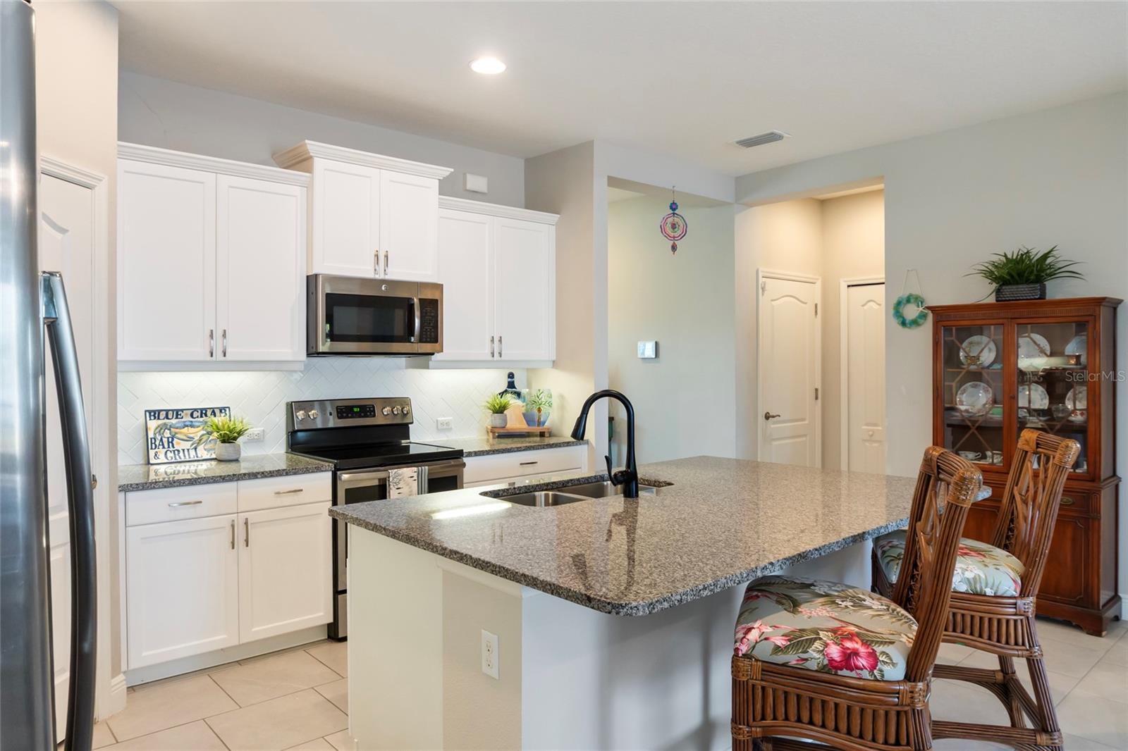 Image 33 of 49 For 7739 Ridgelake Circle