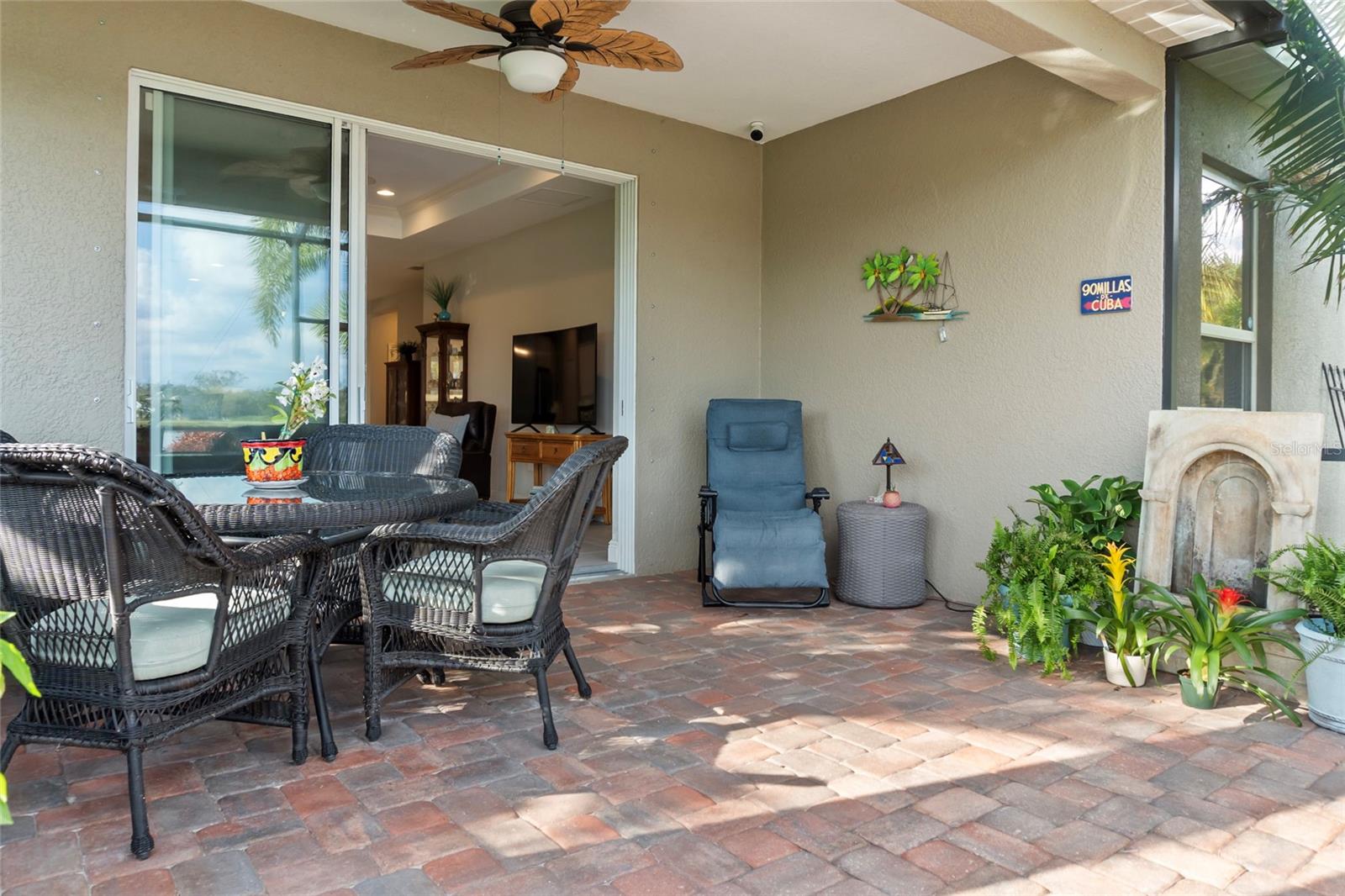 Image 9 of 49 For 7739 Ridgelake Circle