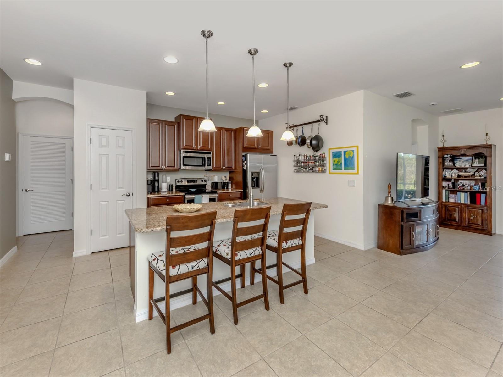 Image 16 of 44 For 4269 Lenox Boulevard