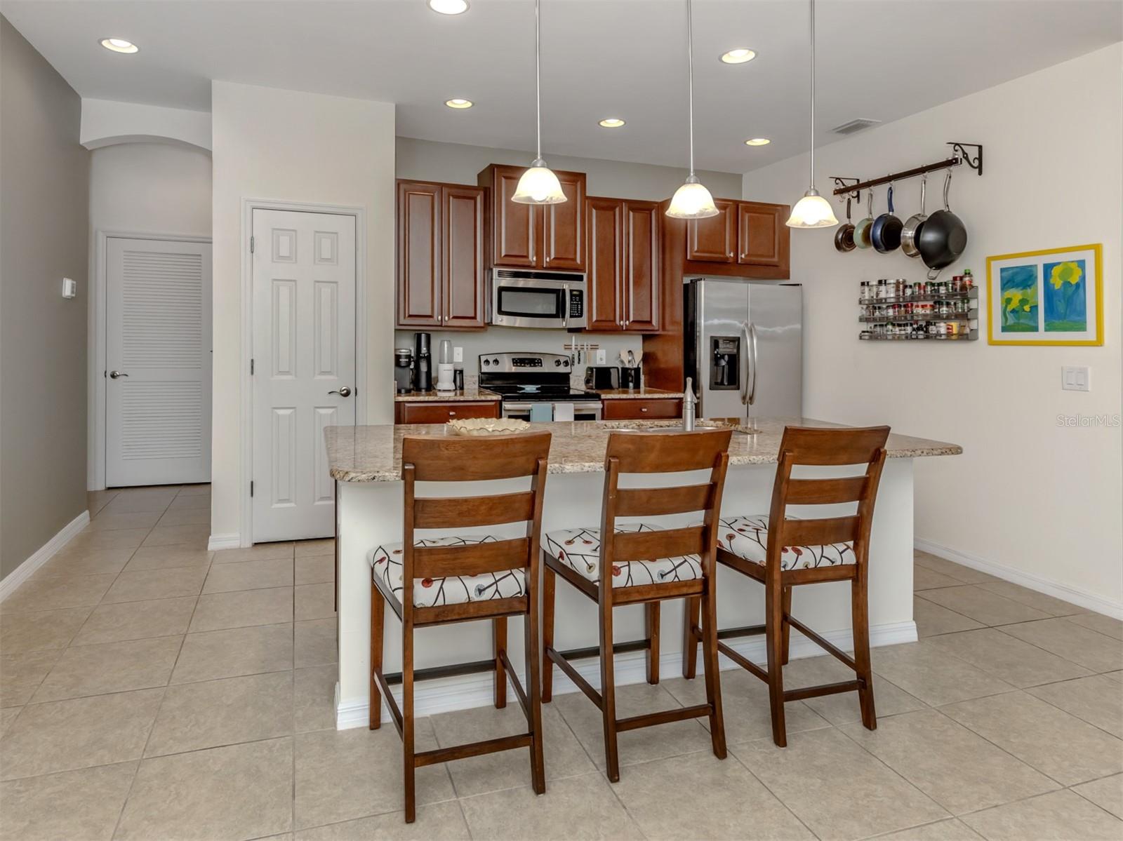 Image 18 of 44 For 4269 Lenox Boulevard