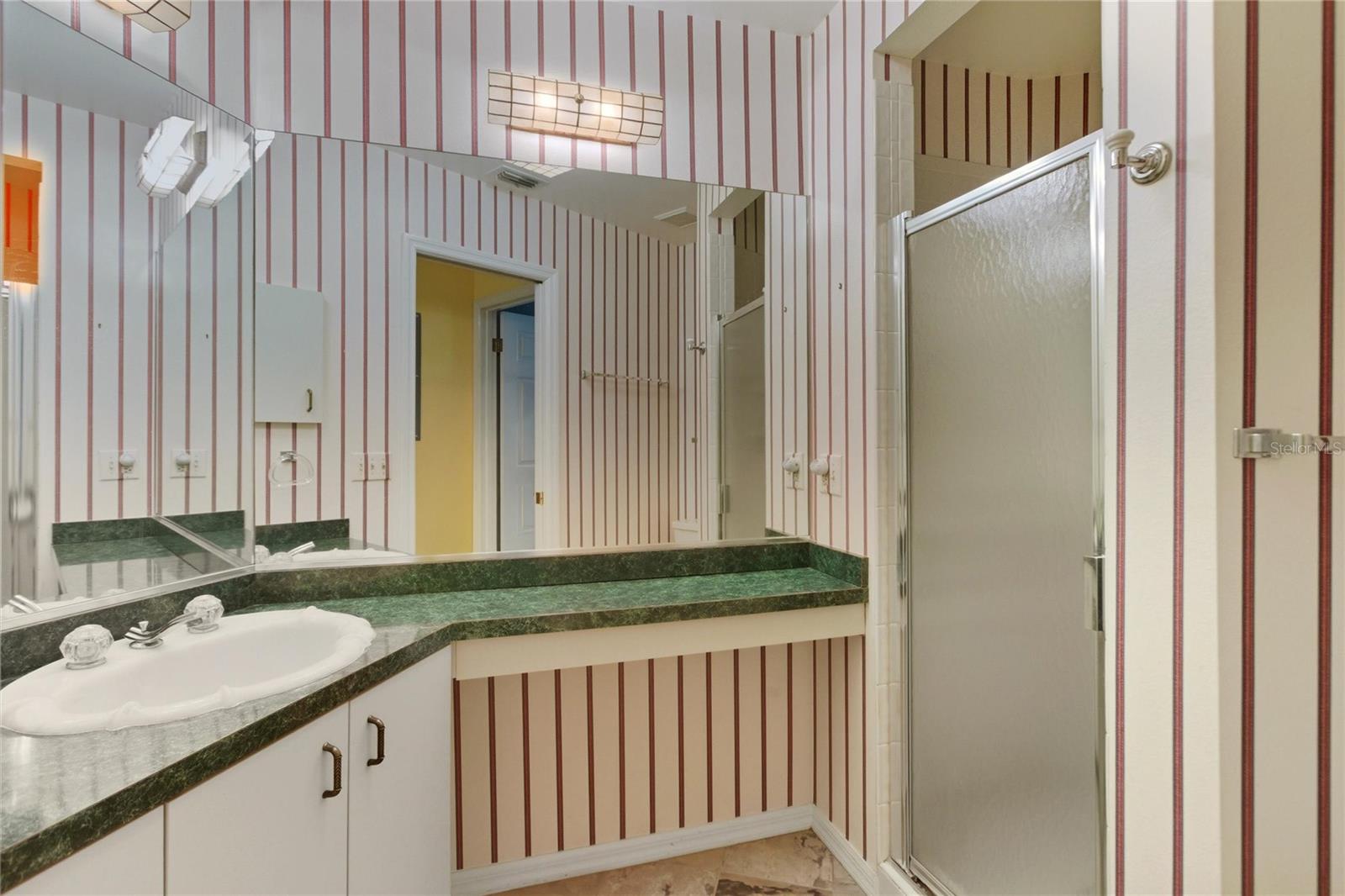 Image 26 of 43 For 6101 34th Street W 23c