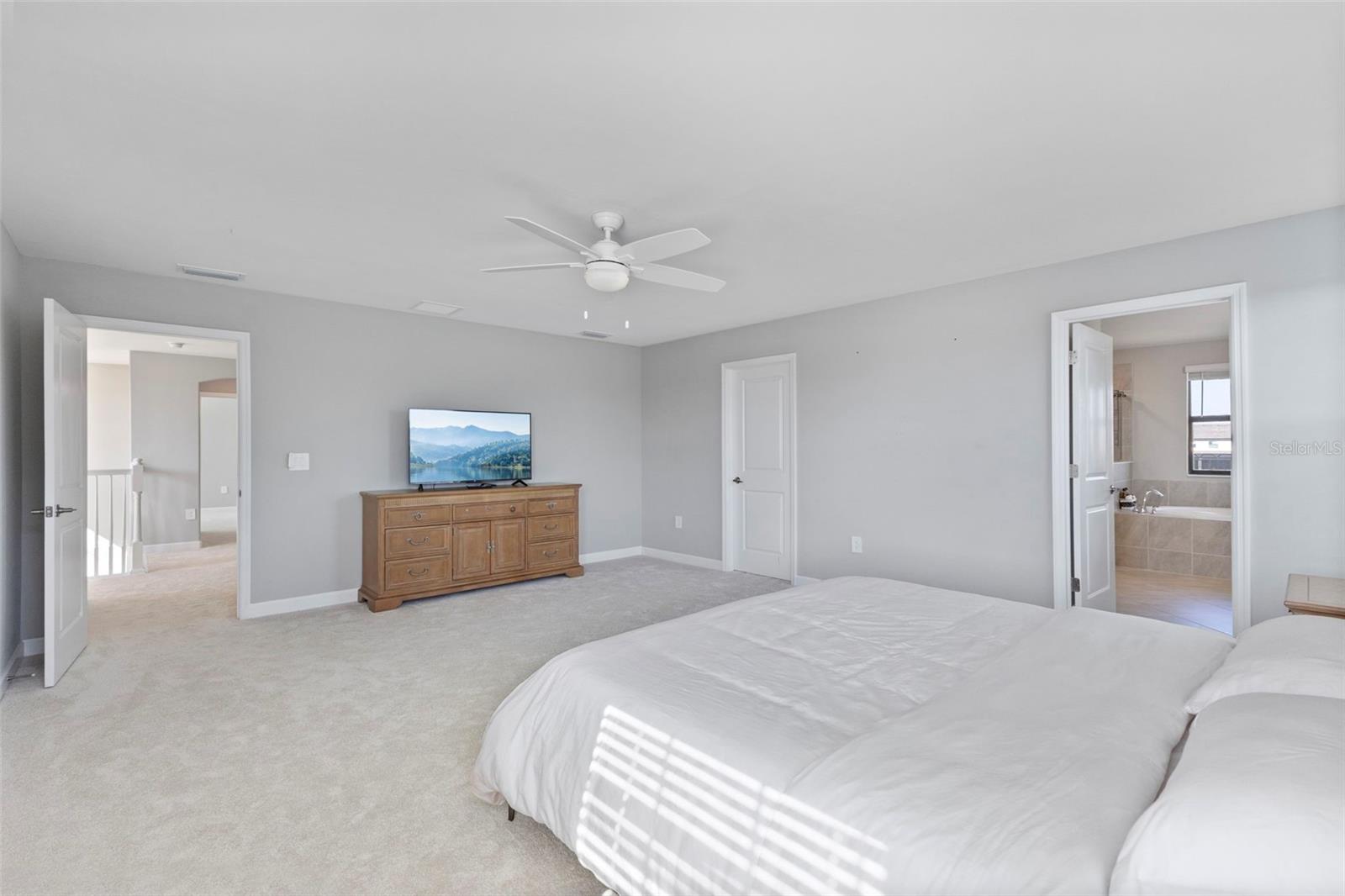 Image 25 of 67 For 15627 White Linen Drive