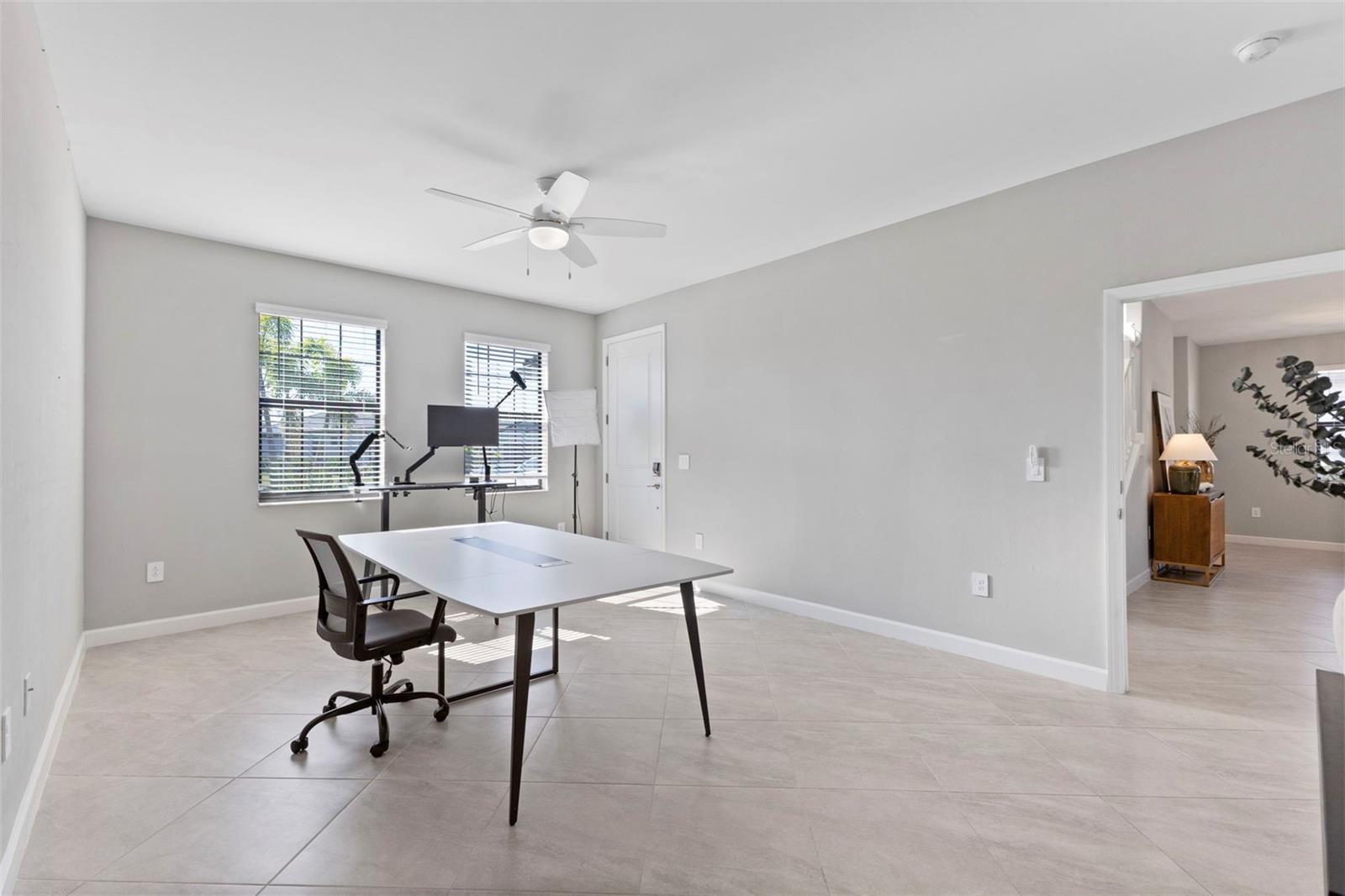 Image 30 of 67 For 15627 White Linen Drive