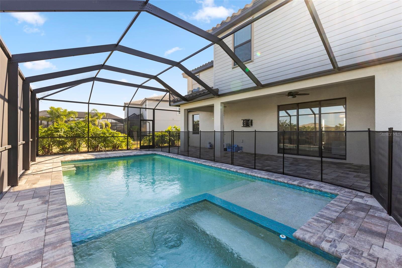 Image 4 of 67 For 15627 White Linen Drive