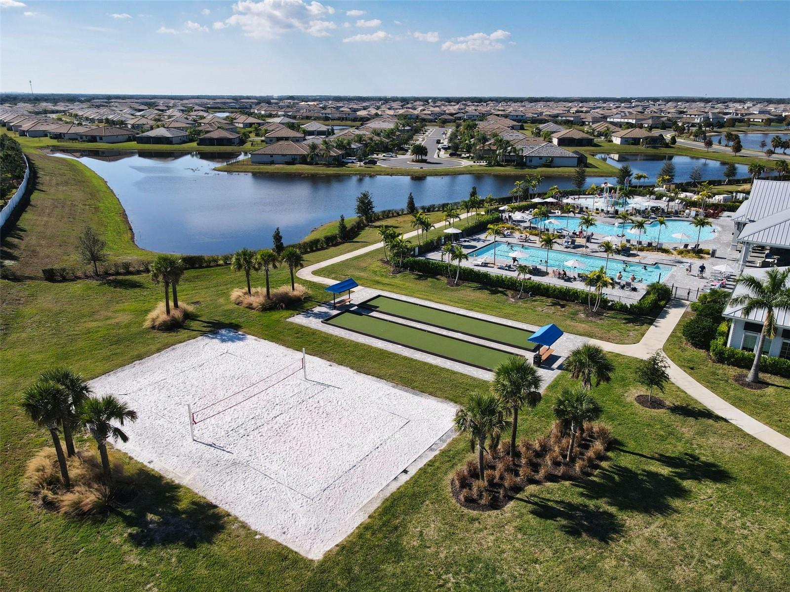 Image 41 of 67 For 15627 White Linen Drive