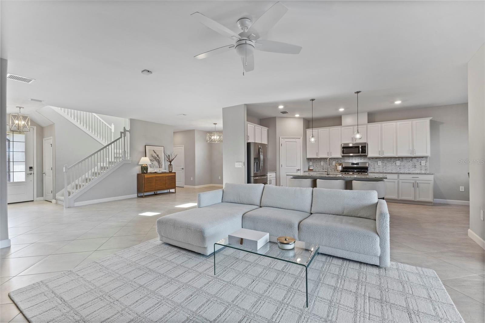 Image 6 of 67 For 15627 White Linen Drive