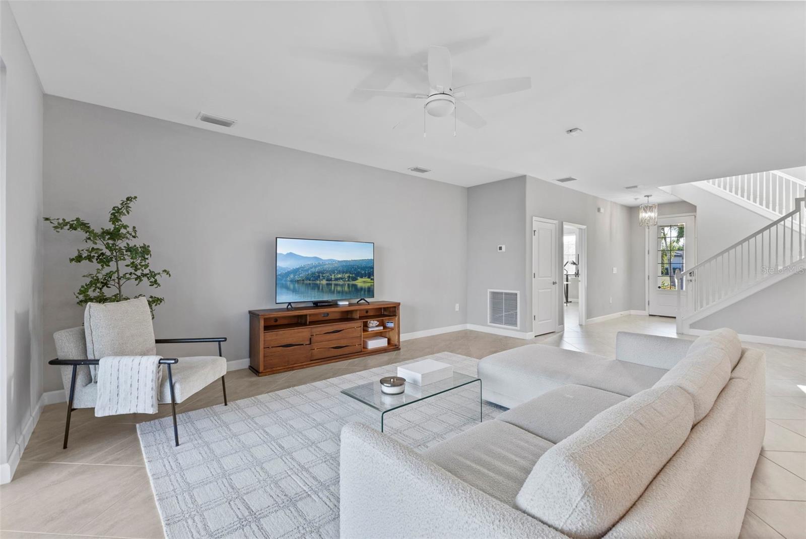 Image 7 of 67 For 15627 White Linen Drive