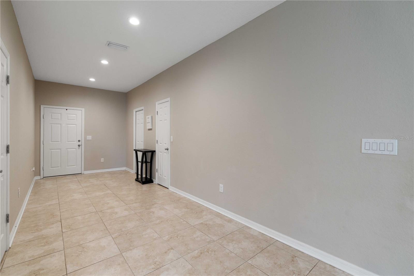 Image 5 of 44 For 1218 Grantham Drive