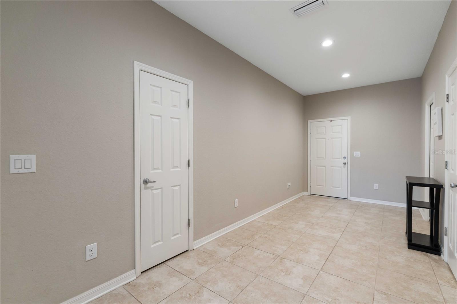 Image 6 of 44 For 1218 Grantham Drive