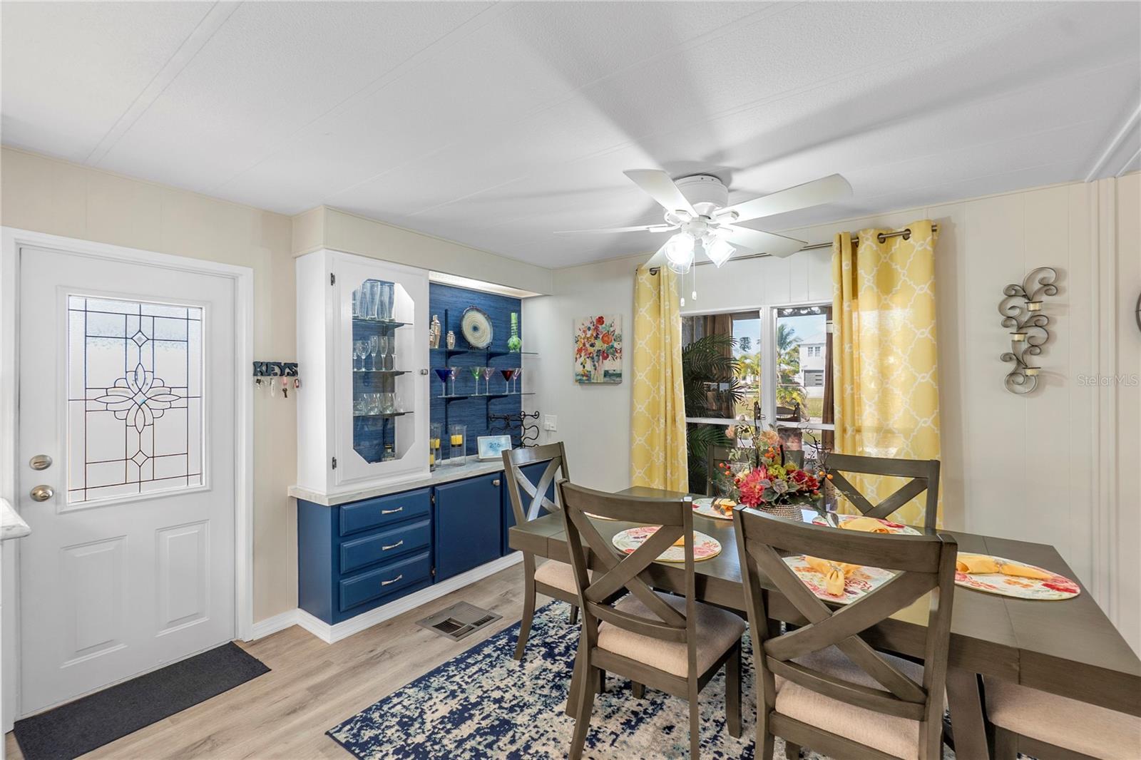 Image 6 of 35 For 2107 Palma Sola Boulevard 10