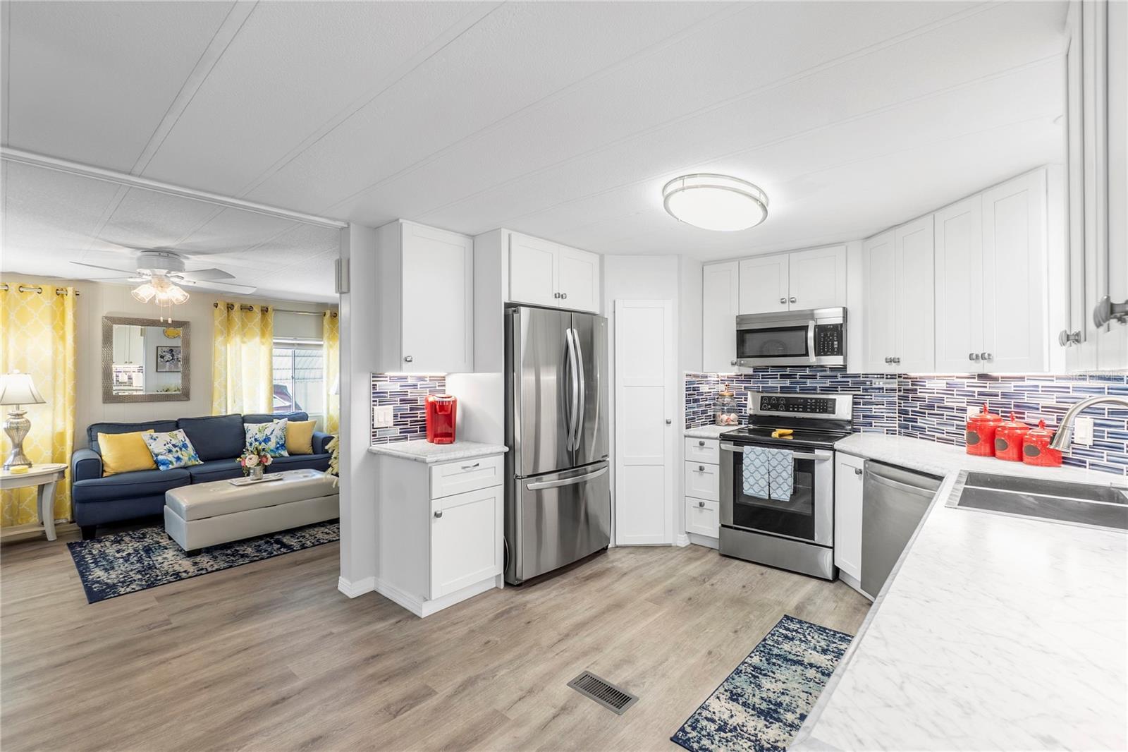 Image 8 of 35 For 2107 Palma Sola Boulevard 10