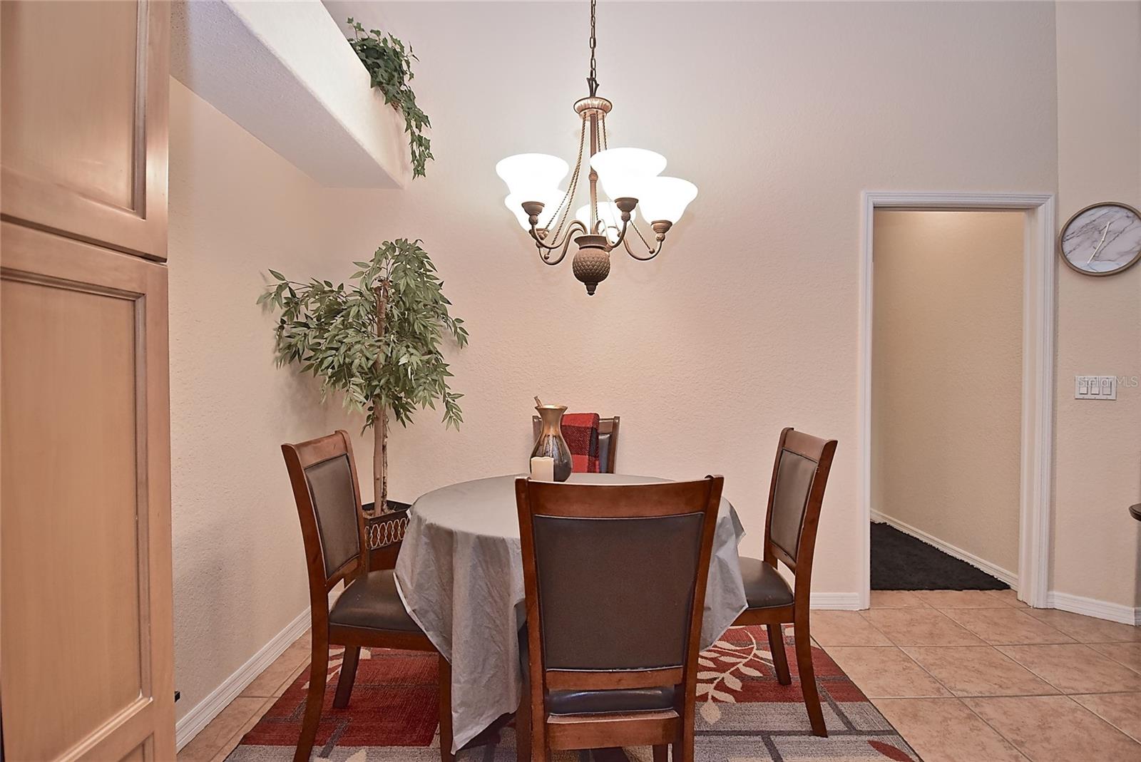 Image 9 of 43 For 1000 Gardens Edge Drive 1023