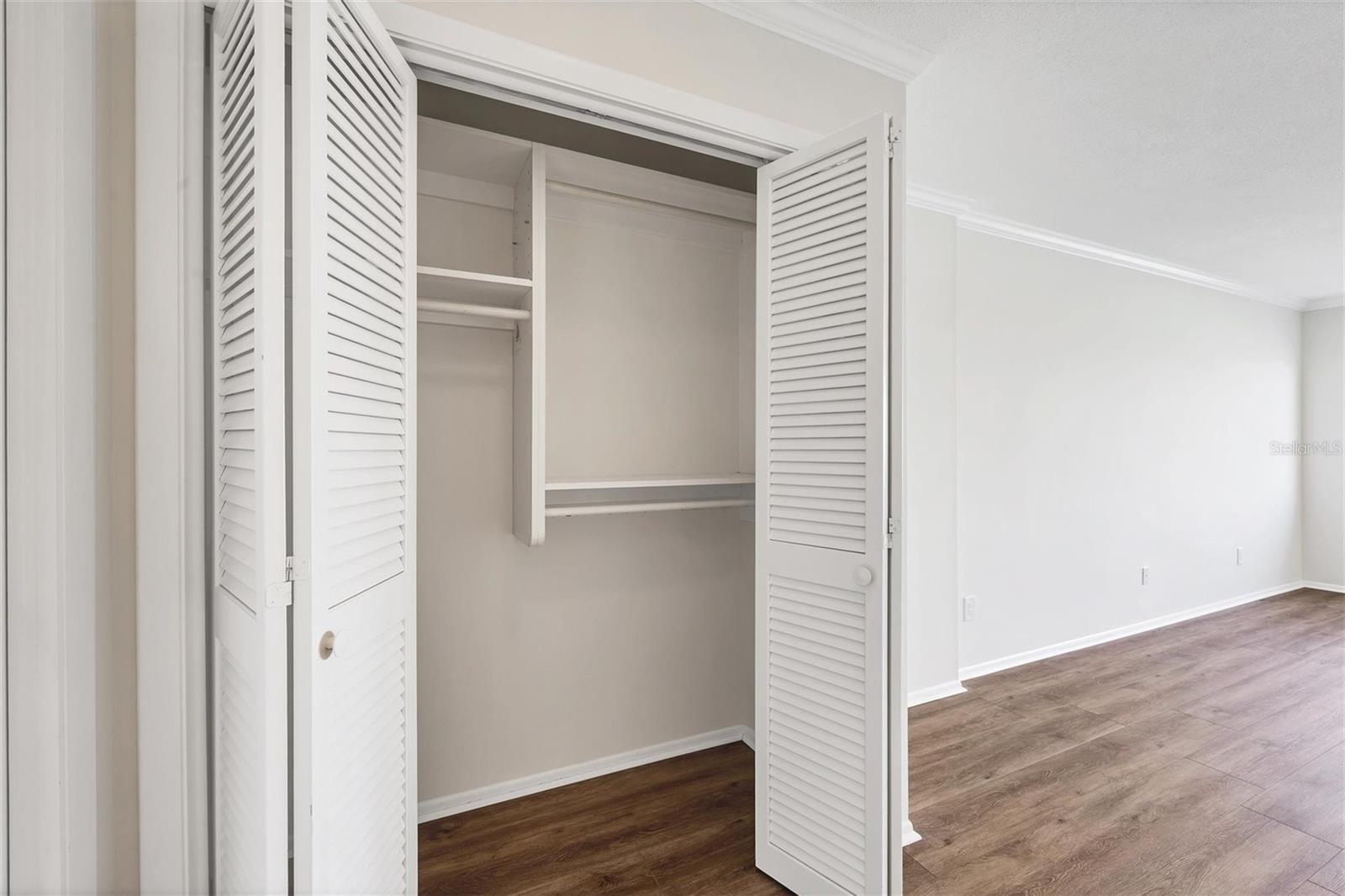 Image 29 of 60 For 226 Golden Gate Point 32